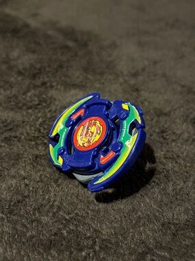 Beyblade Indigo Dranzer F